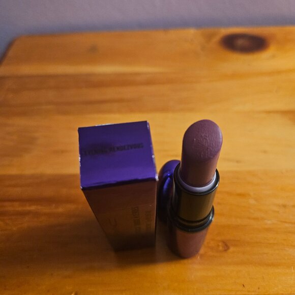 MAC Midnight Rendezvous Matte Lipstick - Picture 2 of 2
